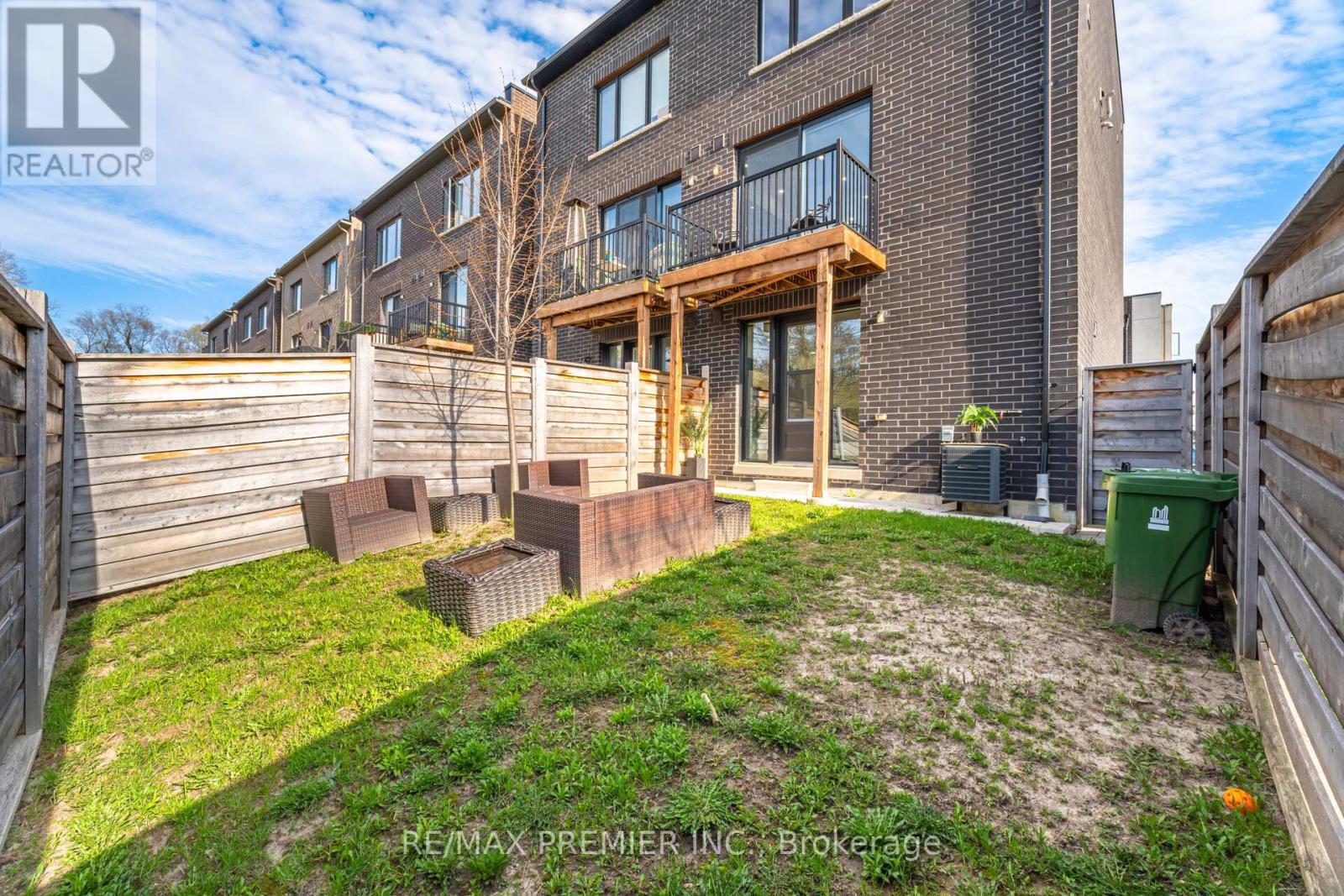 43 Wild Rose Gdns, Toronto, Ontario  M6L 0A5 - Photo 48 - W13054380