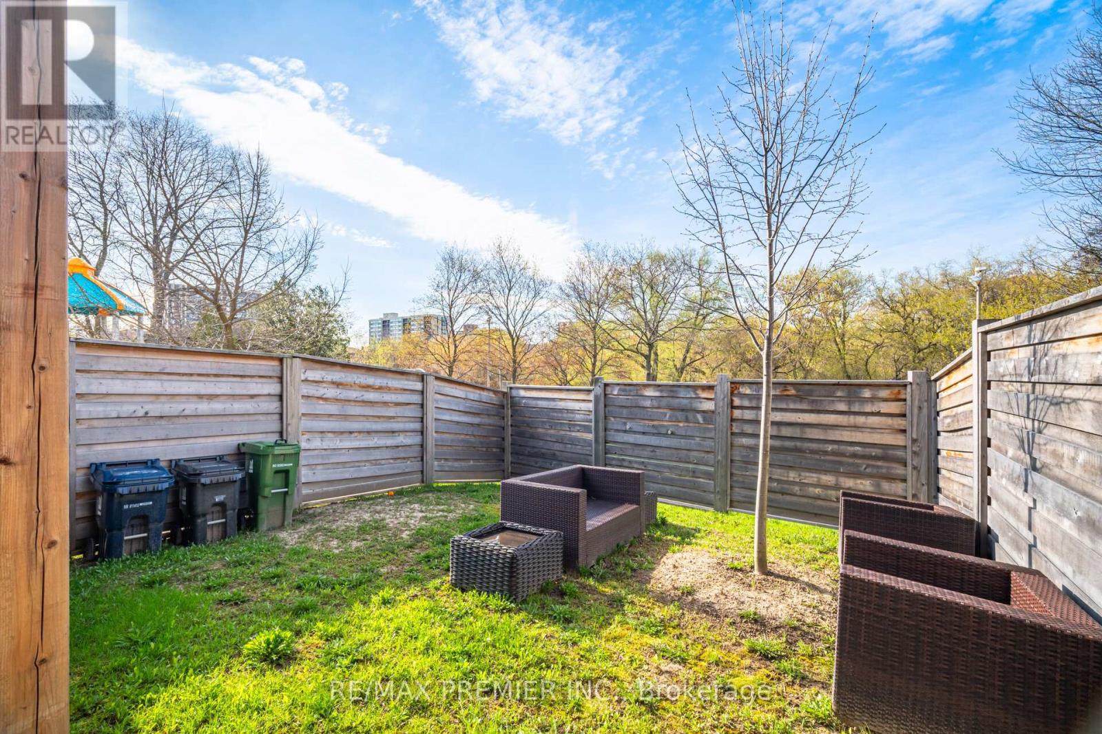 43 Wild Rose Gdns, Toronto, Ontario  M6L 0A5 - Photo 49 - W13054380