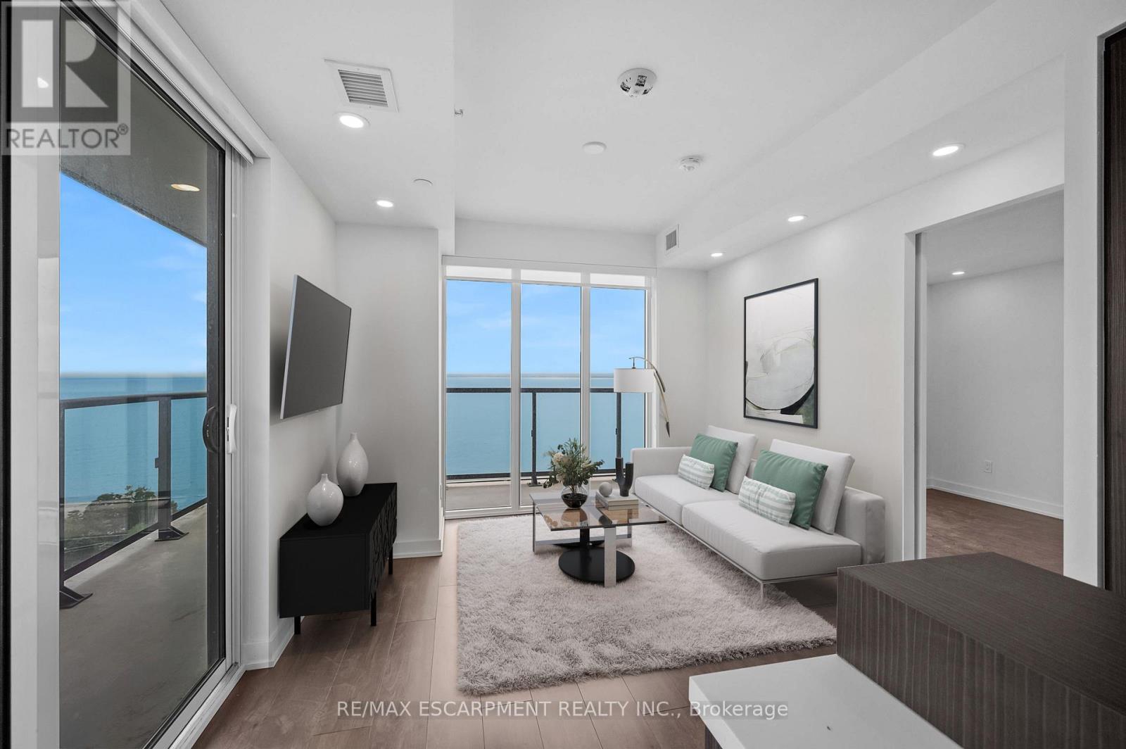 1503 - 370 MARTHA STREET, Burlington, Ontario