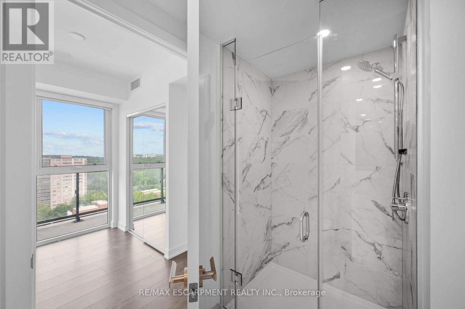 1503 - 370 Martha Street, Burlington, Ontario  L7R 0G9 - Photo 13 - W13054392