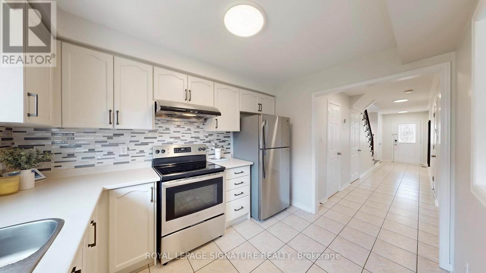 263 Pettigrew Trail, Milton, Ontario  L9T 5X7 - Photo 4 - W13054404