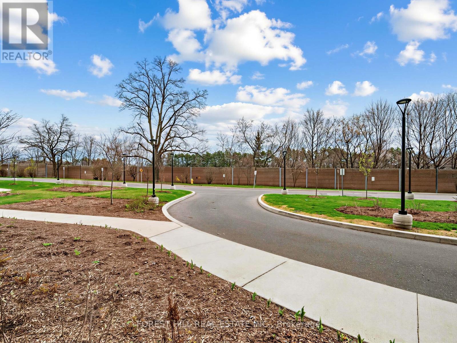 114 - 140 Elm Ridge Drive, Toronto, Ontario  M6B 1B1 - Photo 25 - W13054418