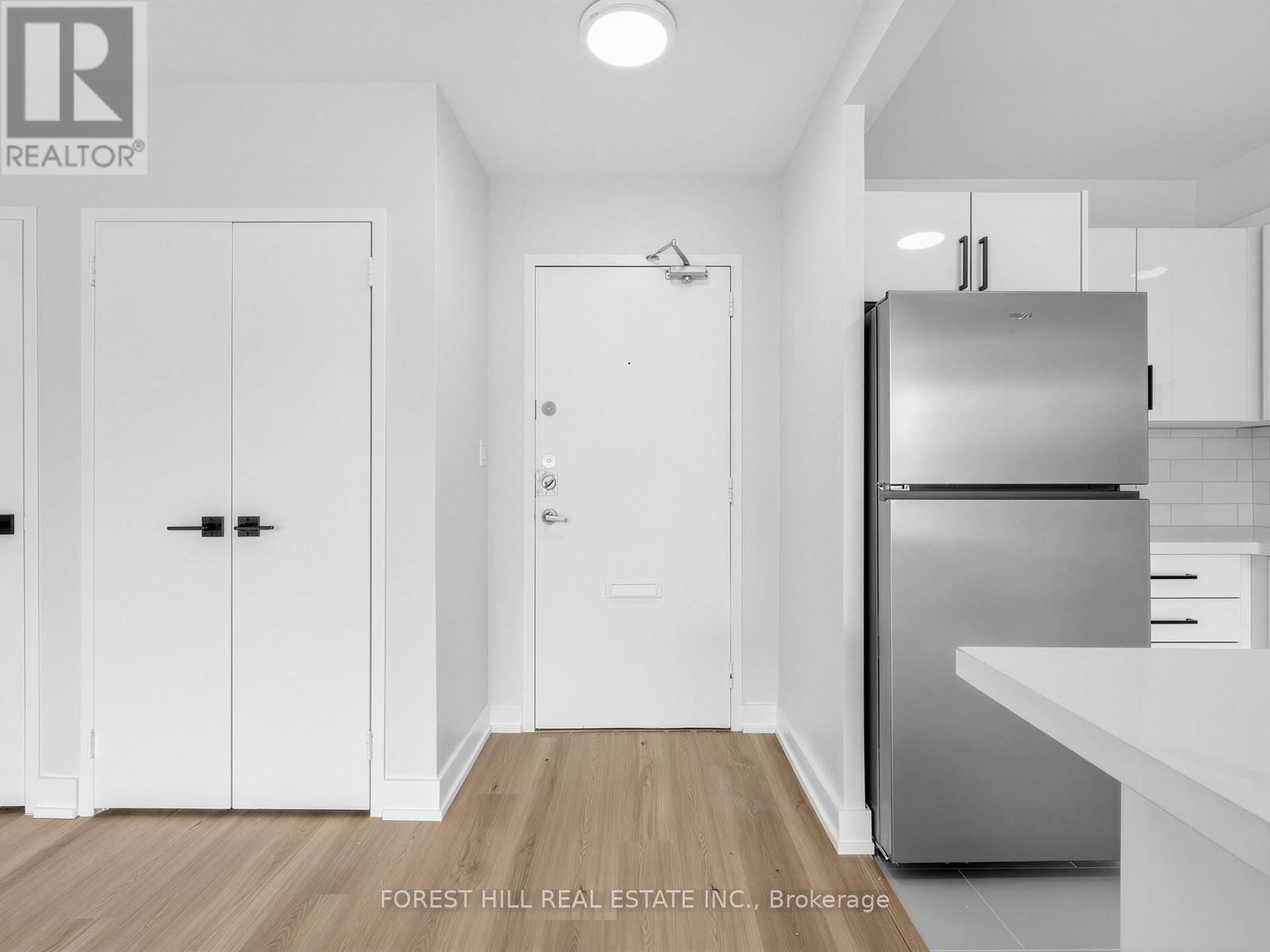 114 - 140 Elm Ridge Drive, Toronto, Ontario  M6B 1B1 - Photo 5 - W13054418