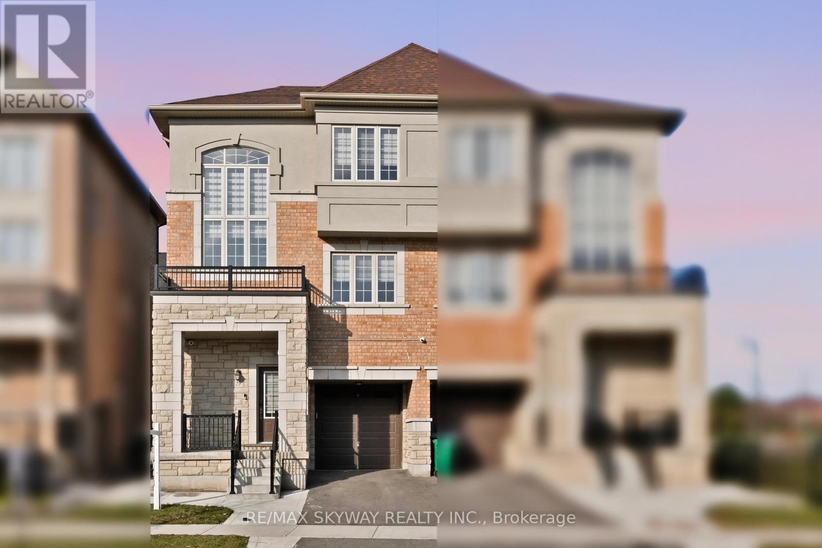 21 Allegro Drive, Brampton, Ontario  L6Y 5Y7 - Photo 2 - W13054472