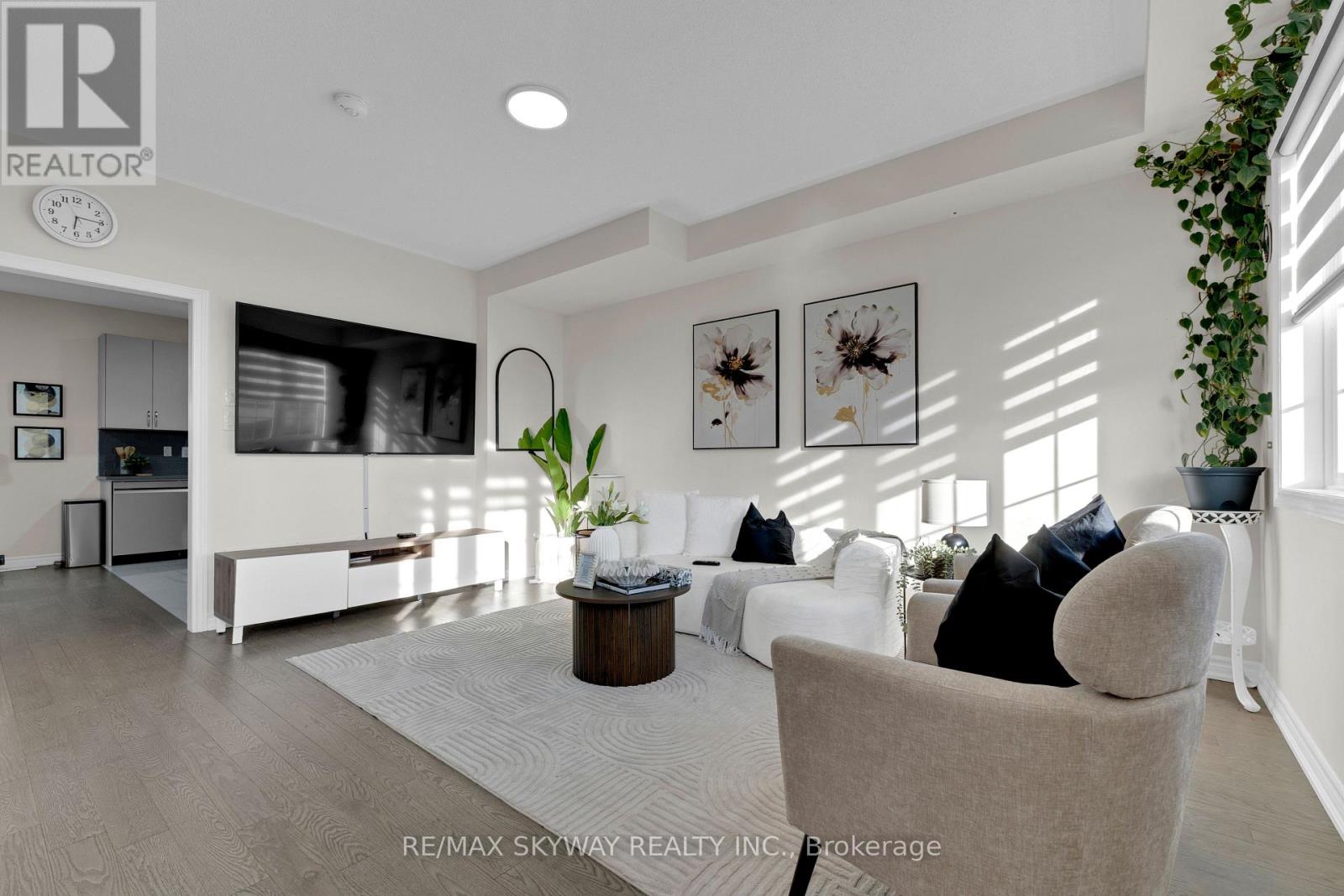 21 Allegro Drive, Brampton, Ontario  L6Y 5Y7 - Photo 5 - W13054472