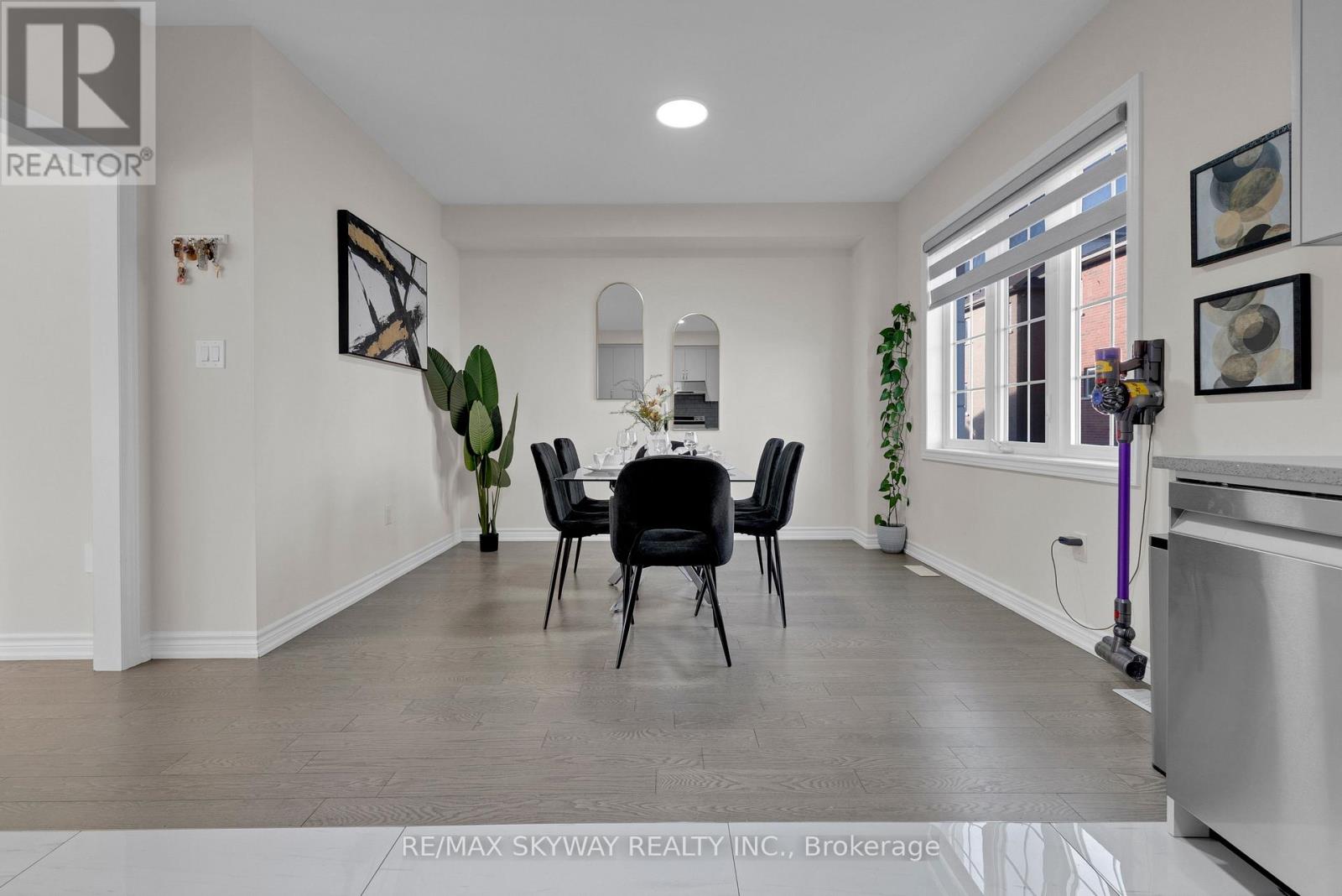 21 Allegro Drive, Brampton, Ontario  L6Y 5Y7 - Photo 6 - W13054472