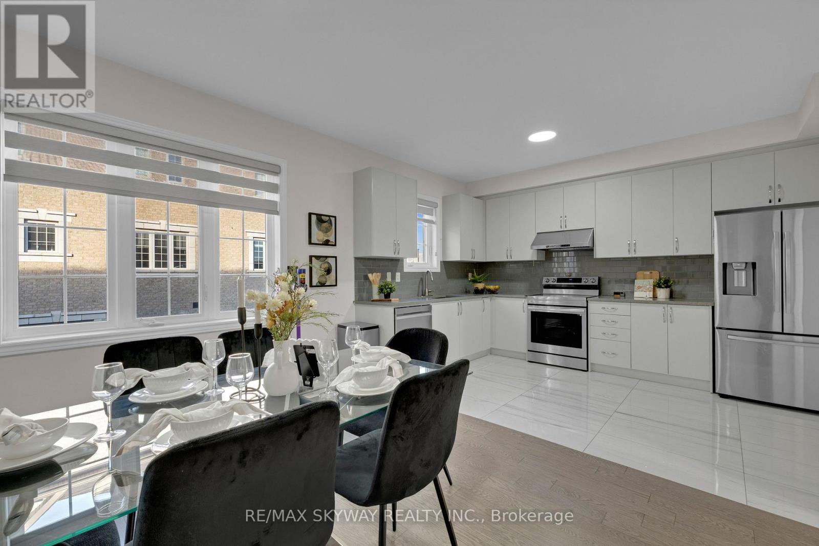 21 Allegro Drive, Brampton, Ontario  L6Y 5Y7 - Photo 9 - W13054472