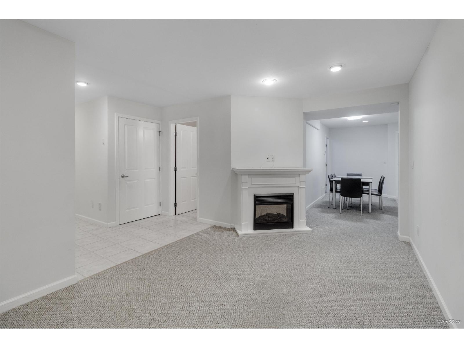 15649 Rosemary Heights Crescent, Surrey, British Columbia  V3Z 0K2 - Photo 34 - R3116896