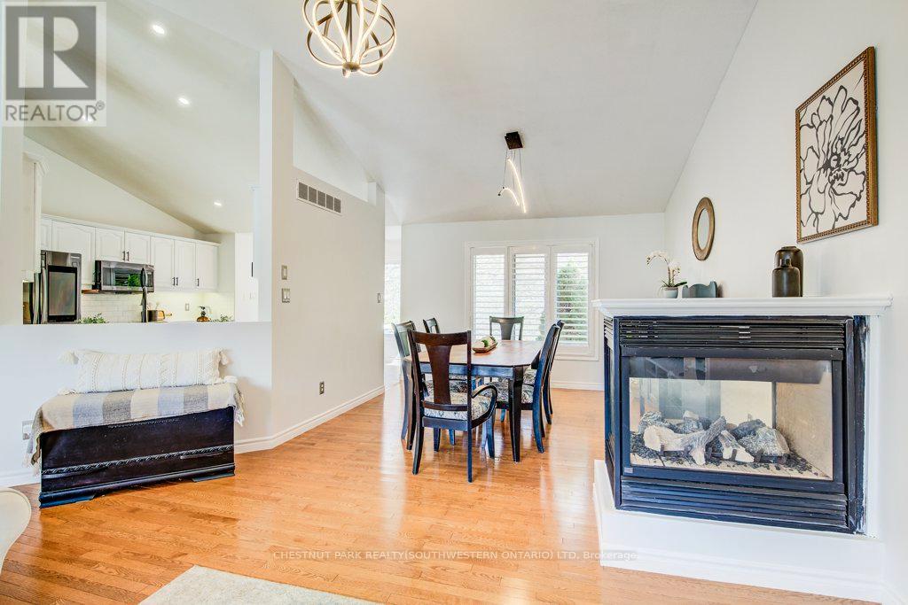 219 Mitchell Street, North Dumfries, Ontario  N0B 1E0 - Photo 12 - X13054326