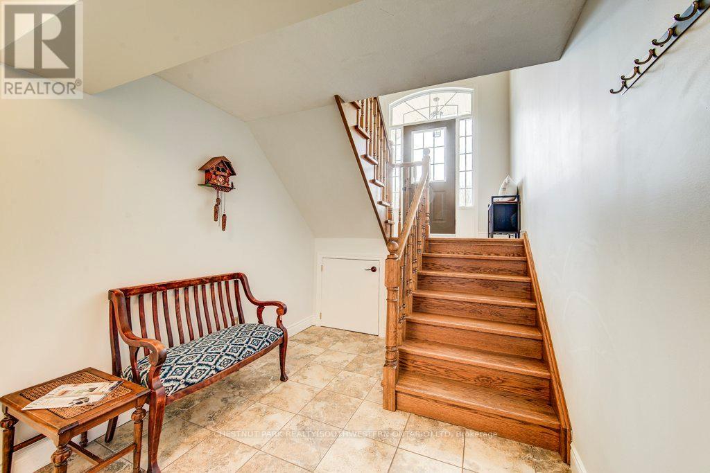 219 Mitchell Street, North Dumfries, Ontario  N0B 1E0 - Photo 32 - X13054326