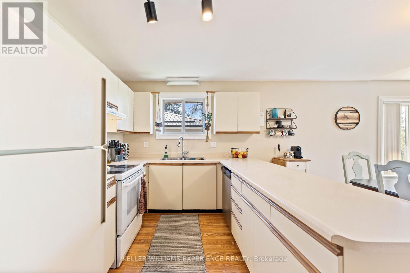 116 Reid Street, Kawartha Lakes, Ontario  K0M 1A0 - Photo 9 - X13054432