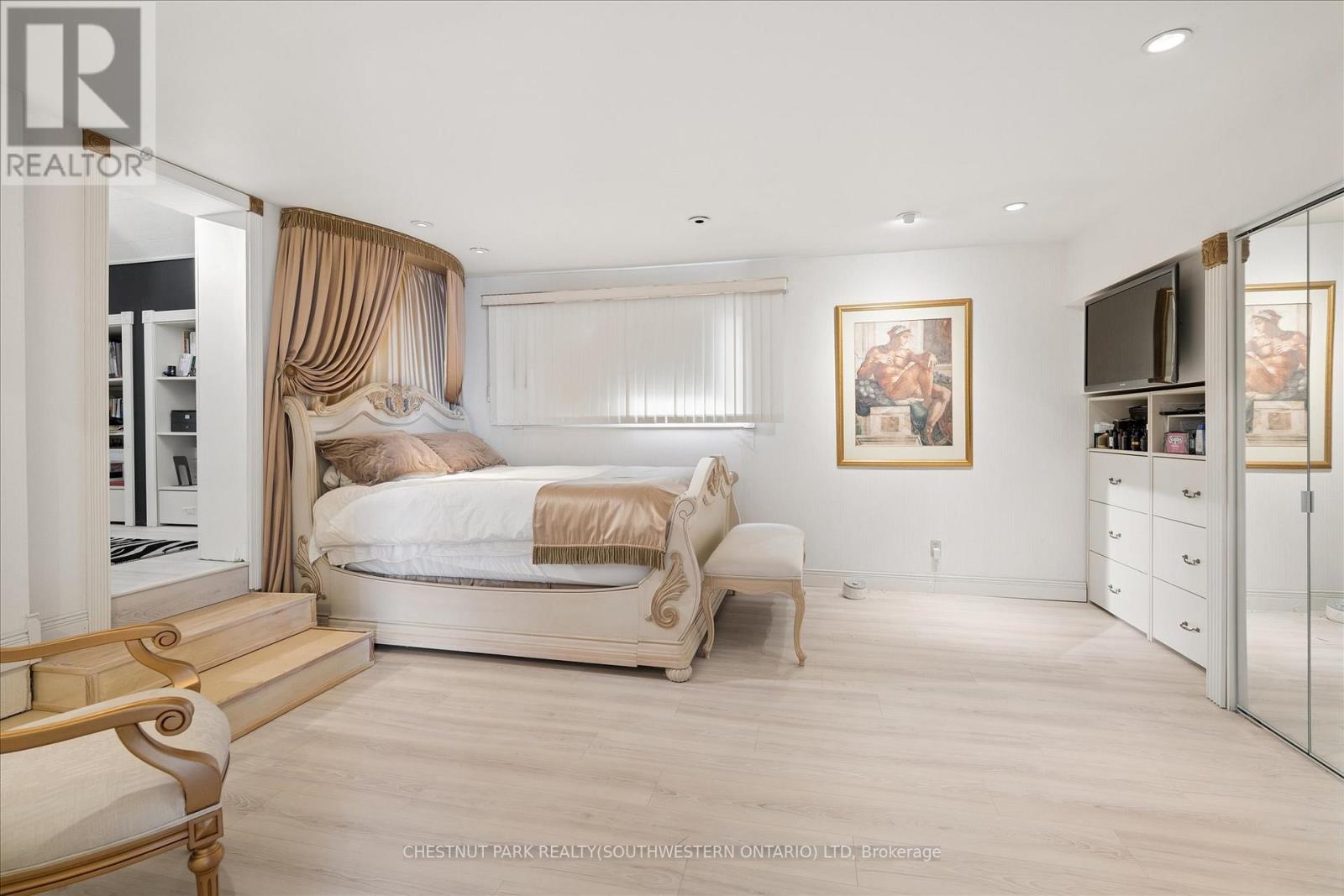 64 Francis Street N, Kitchener, Ontario  N2H 5B5 - Photo 27 - X13054454