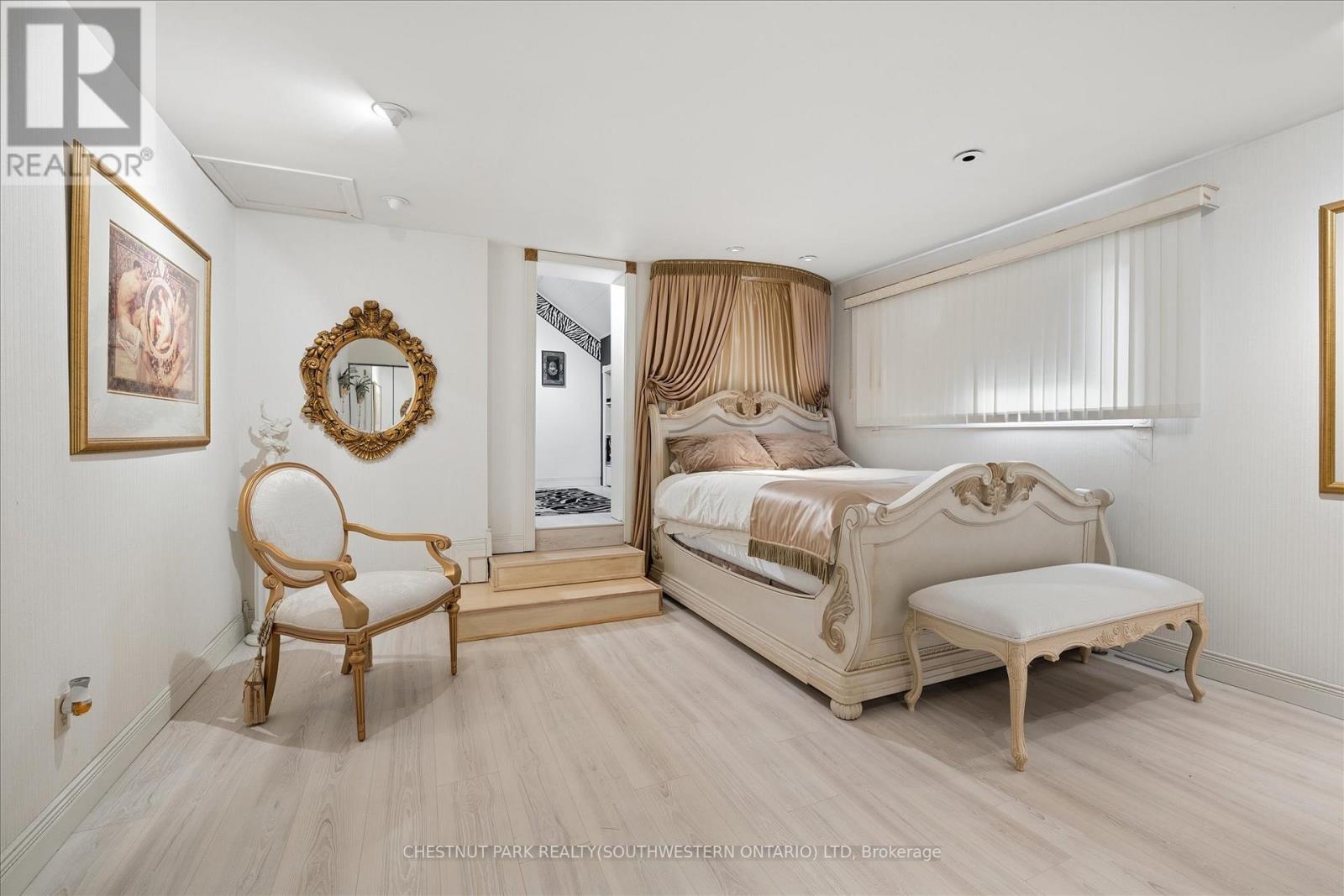 64 Francis Street N, Kitchener, Ontario  N2H 5B5 - Photo 28 - X13054454