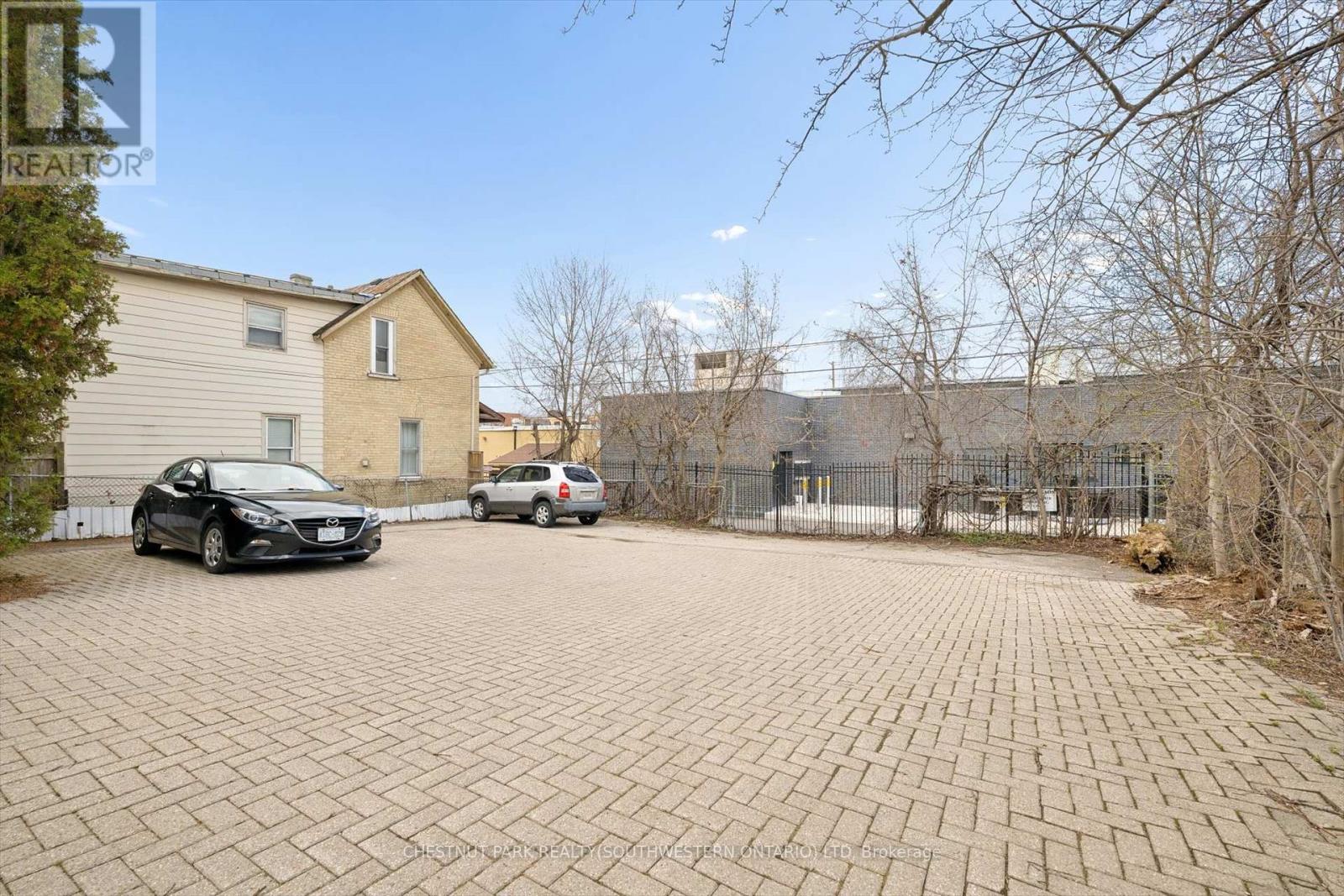 64 Francis Street N, Kitchener, Ontario  N2H 5B5 - Photo 33 - X13054454