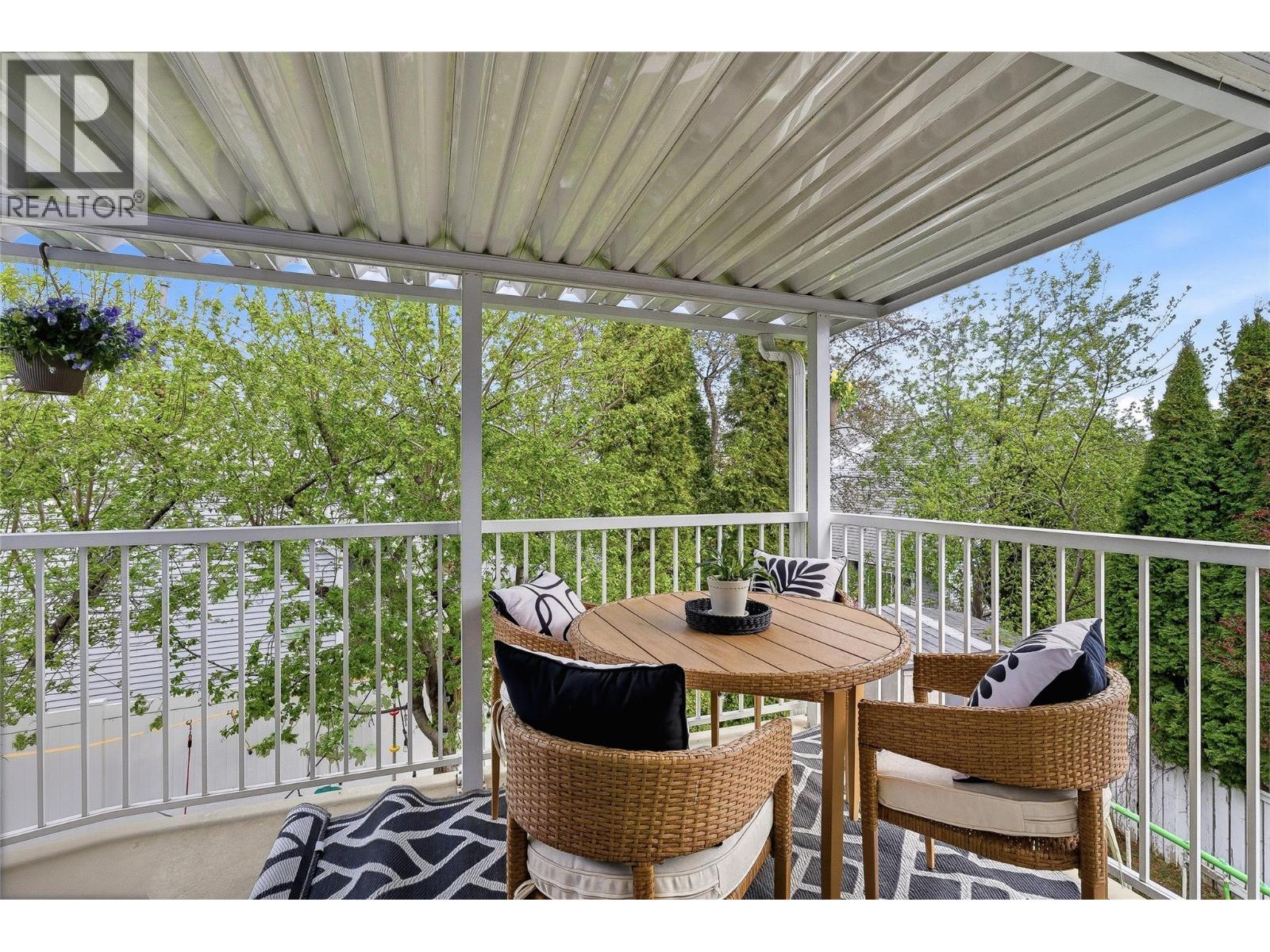 418 Malahat Place, Kamloops, British Columbia  V2E 2M8 - Photo 13 - 10383888