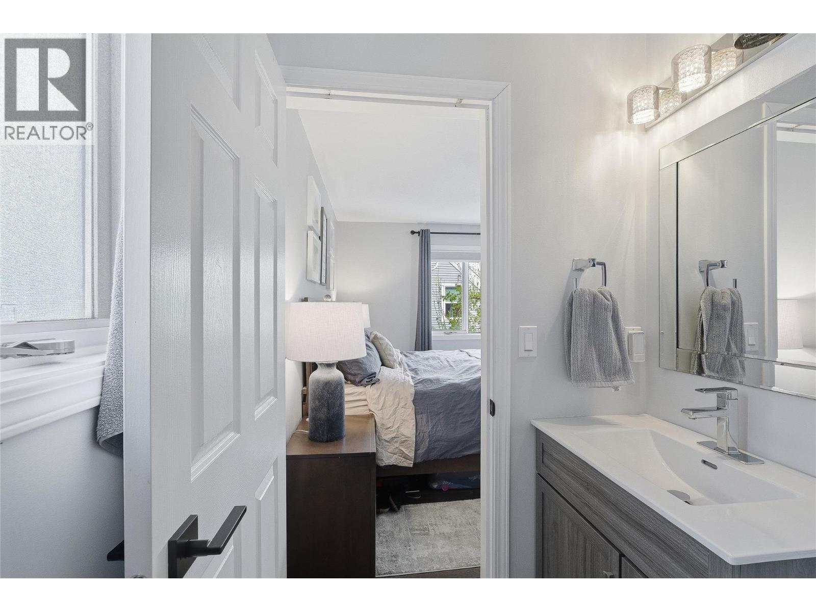 418 Malahat Place, Kamloops, British Columbia  V2E 2M8 - Photo 25 - 10383888