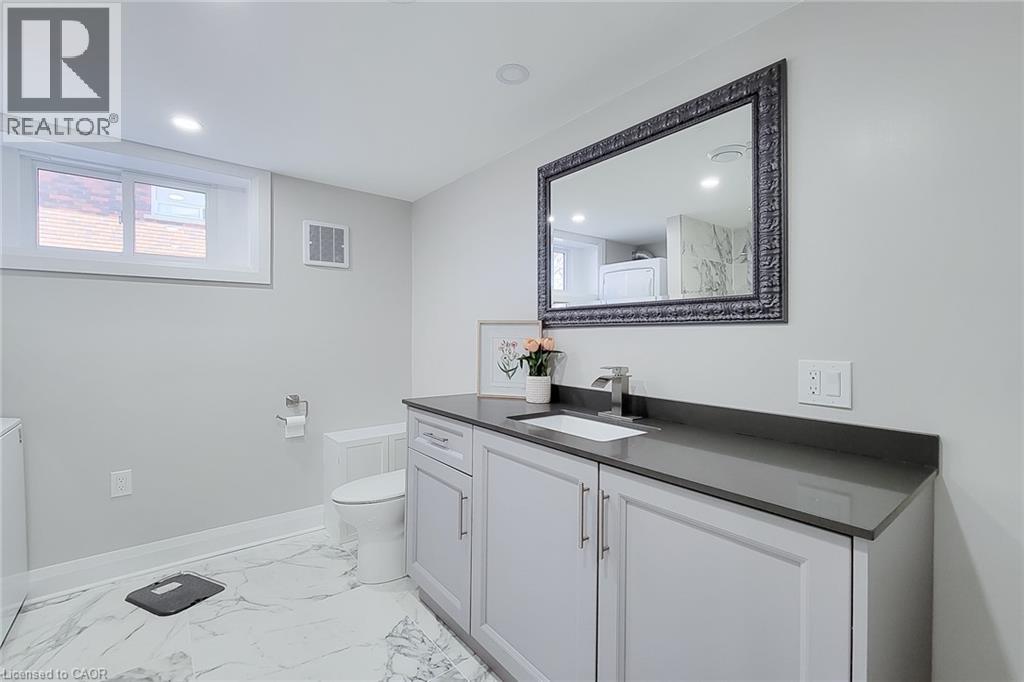 103 East 45th Street, Hamilton, Ontario  L8T 3J9 - Photo 37 - 40824581