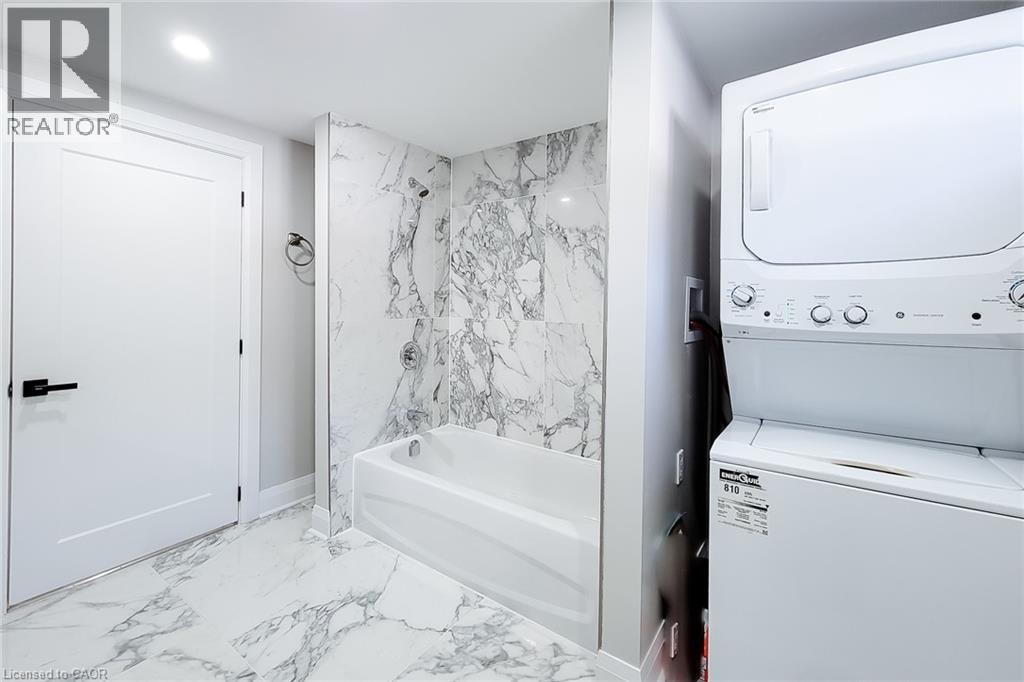 103 East 45th Street, Hamilton, Ontario  L8T 3J9 - Photo 38 - 40824581