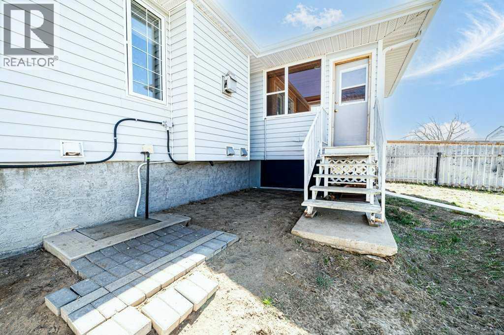 46 Sage Close Se, Medicine Hat, Alberta  T1B 4H7 - Photo 32 - A2304345