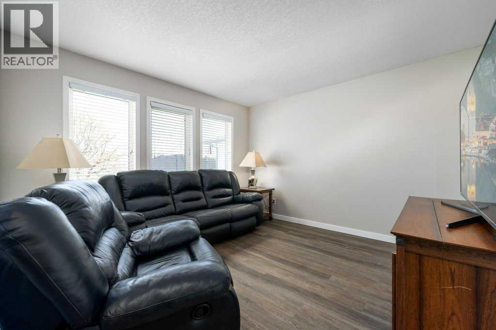 46 Sage Close Se, Medicine Hat, Alberta  T1B 4H7 - Photo 7 - A2304345