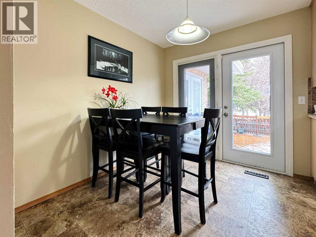 2409 20 Street N, Lethbridge, Alberta  T1H 4T9 - Photo 10 - A2298033