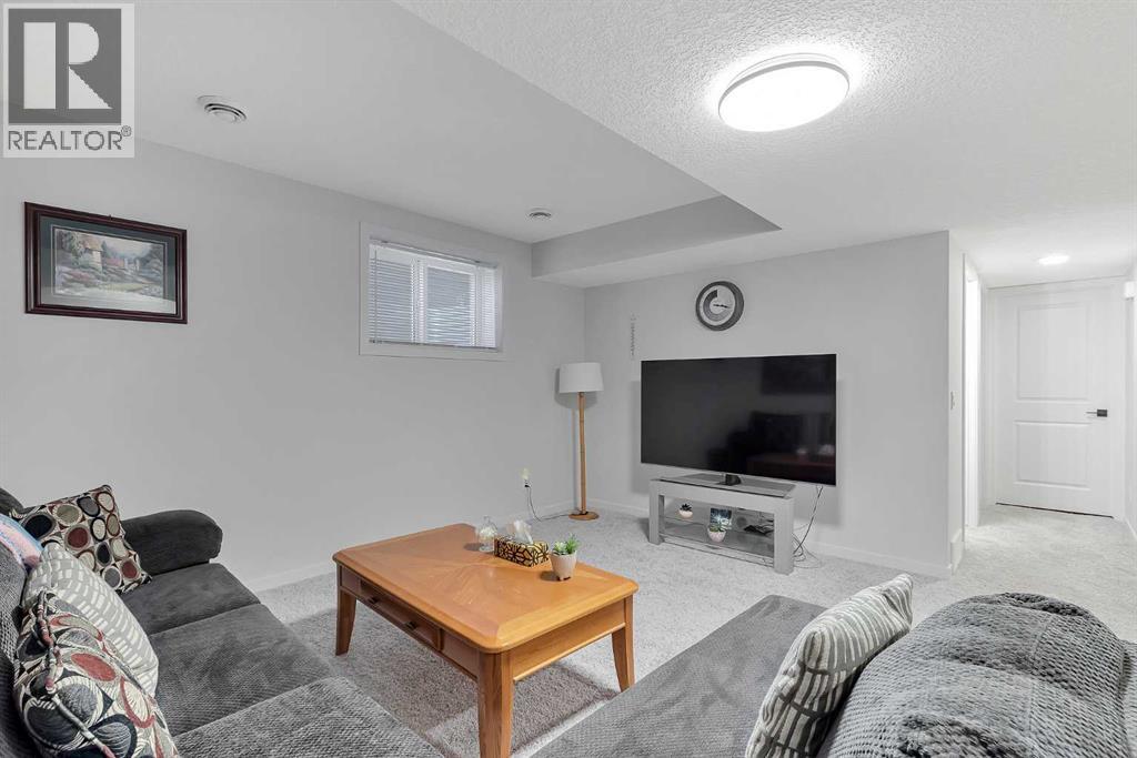 371 Fireside Way, Cochrane, Alberta  T4C 3B1 - Photo 28 - A2297067