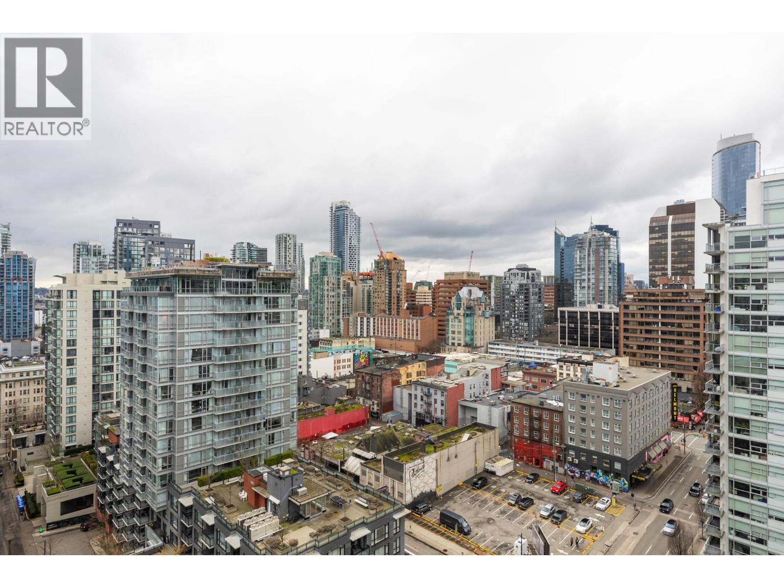 2002 989 RICHARDS STREET, Vancouver, British Columbia