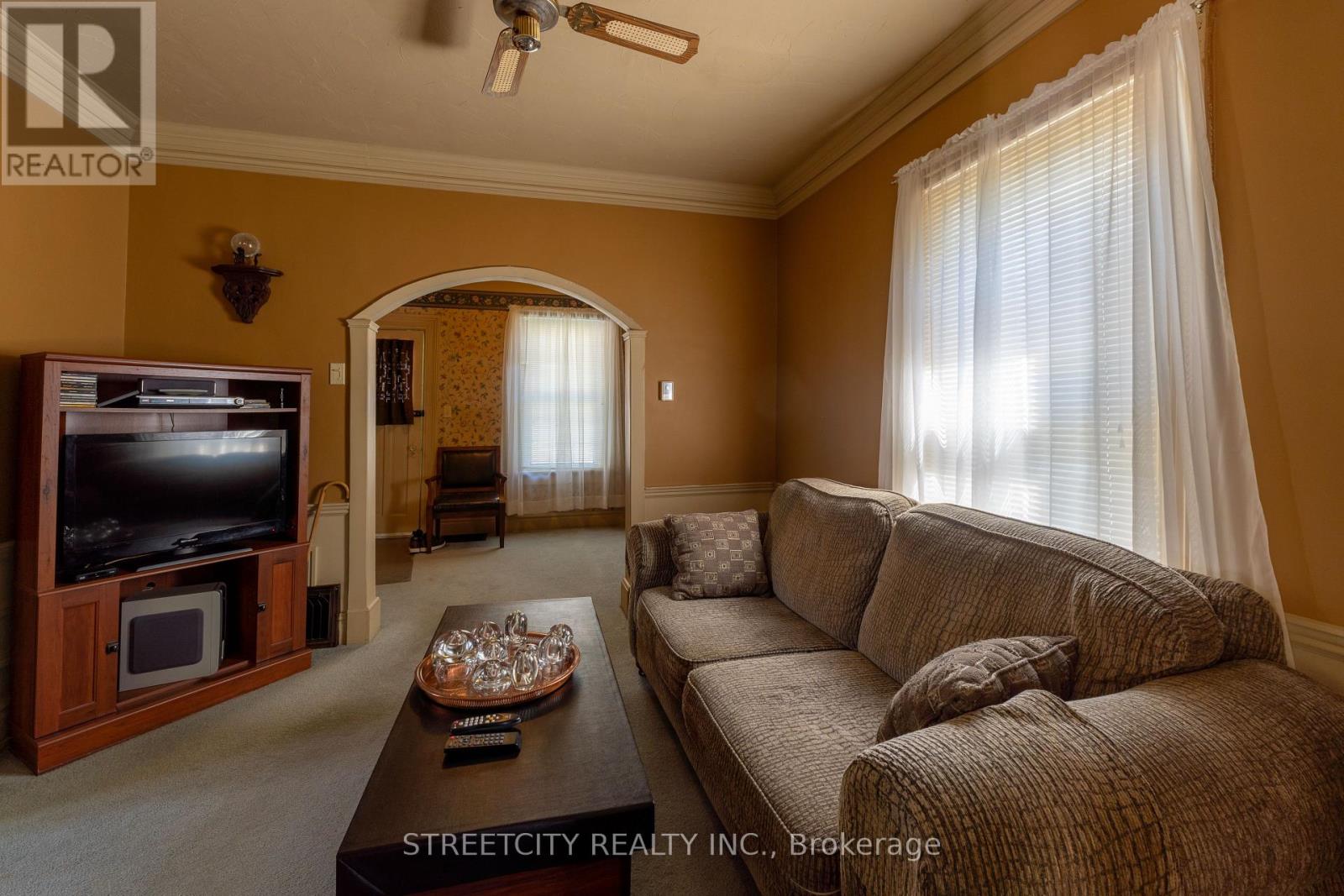 39 Fifth Avenue, St. Thomas, Ontario  N5R 4C4 - Photo 18 - X13054644