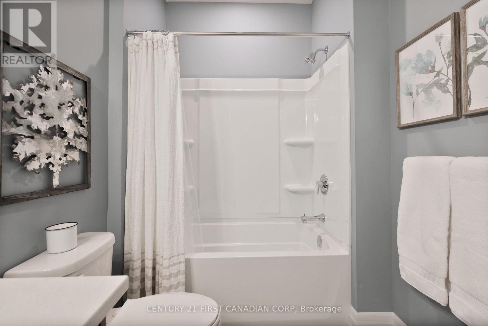 2012 Lockwood Crescent, Strathroy-Caradoc, Ontario  N0L 1W0 - Photo 18 - X13054754