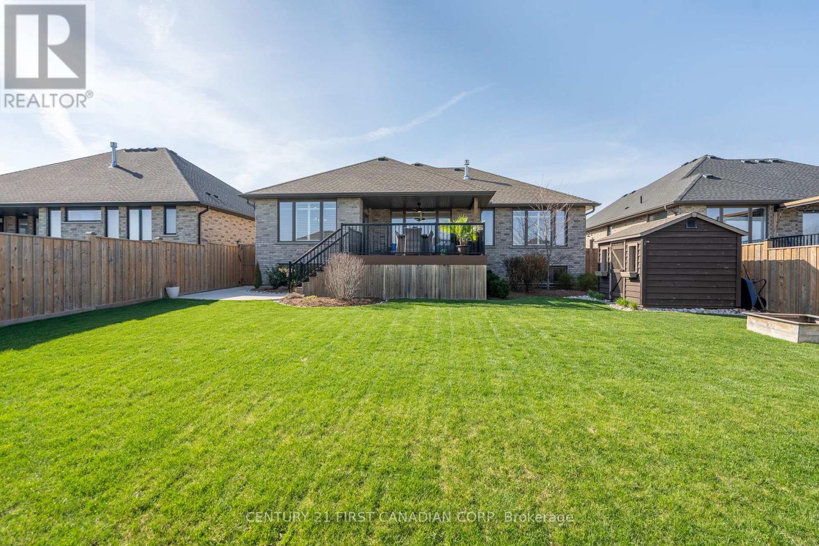 2012 Lockwood Crescent, Strathroy-Caradoc, Ontario  N0L 1W0 - Photo 23 - X13054754