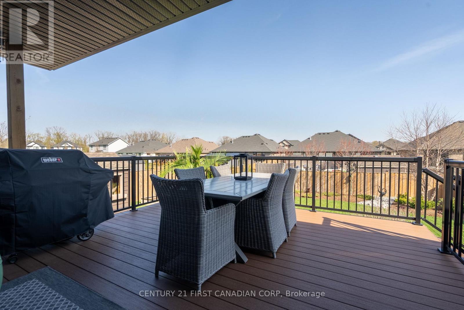 2012 Lockwood Crescent, Strathroy-Caradoc, Ontario  N0L 1W0 - Photo 24 - X13054754