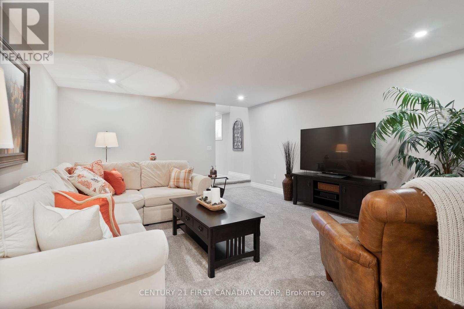 2012 Lockwood Crescent, Strathroy-Caradoc, Ontario  N0L 1W0 - Photo 28 - X13054754