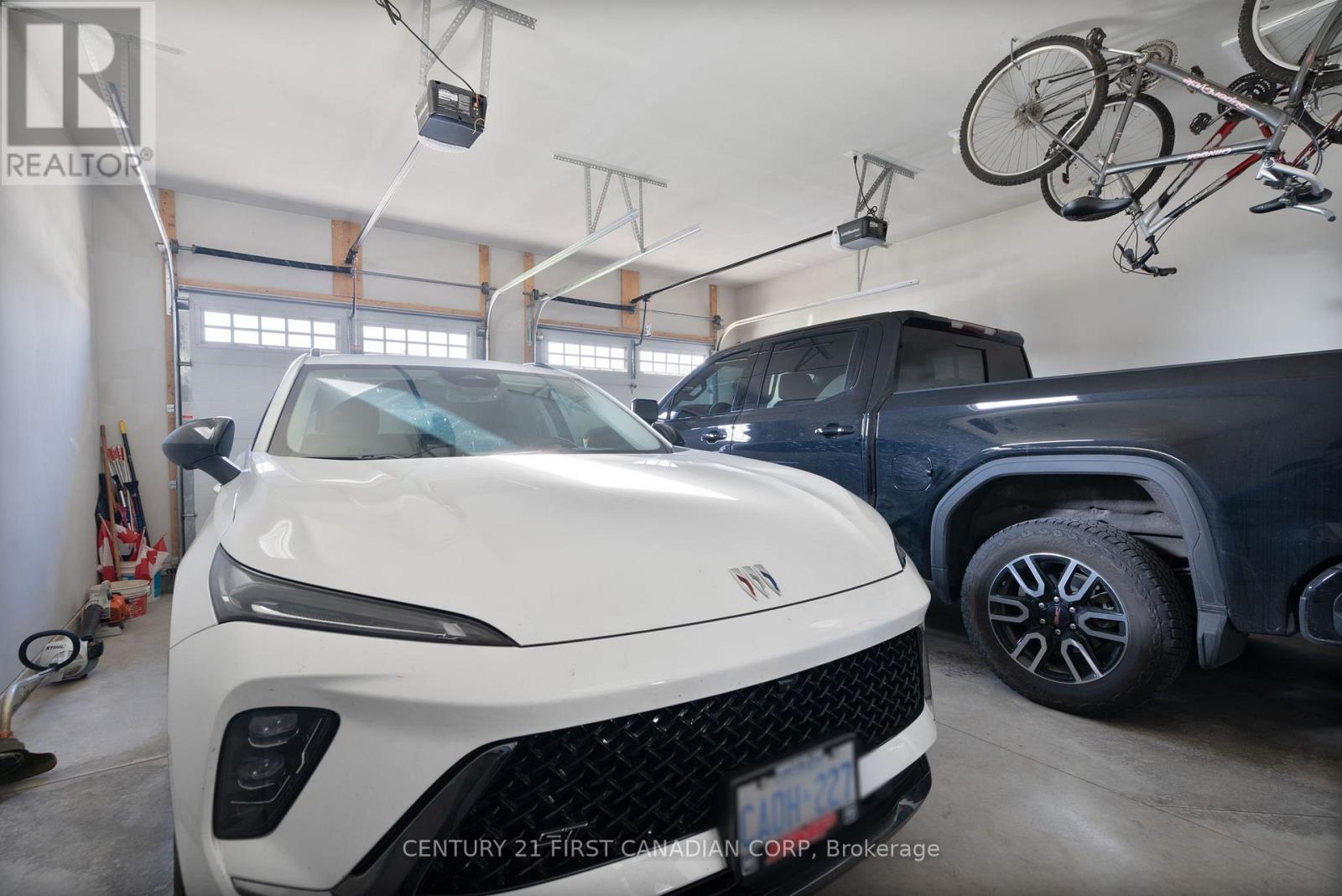 2012 Lockwood Crescent, Strathroy-Caradoc, Ontario  N0L 1W0 - Photo 34 - X13054754