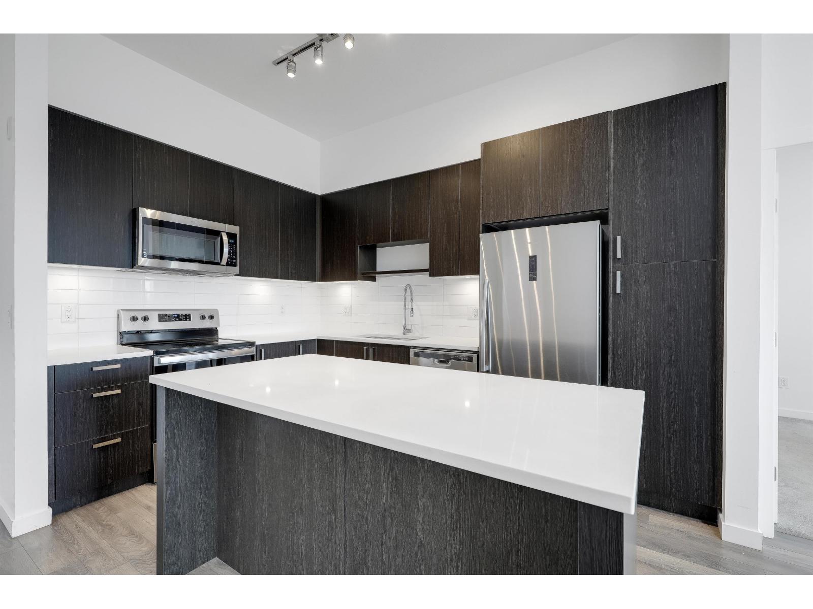 408 13628 81a Avenue, Surrey, British Columbia  V3W 3E2 - Photo 8 - R3115902