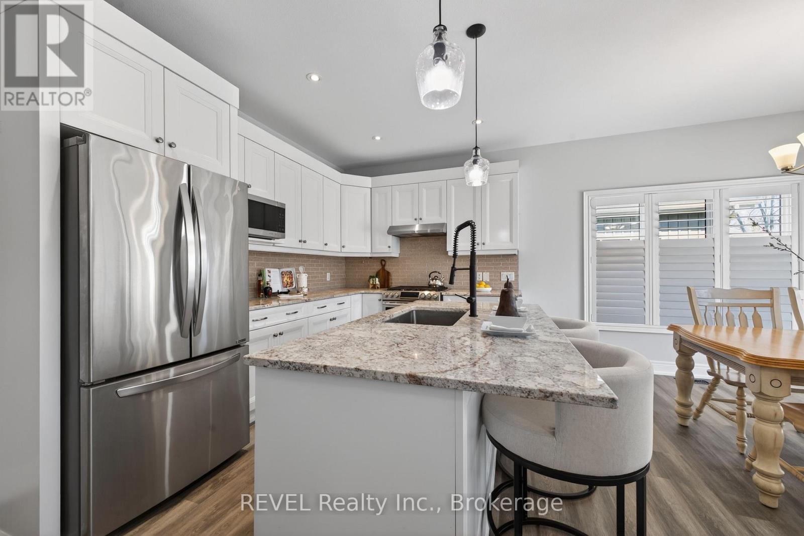 3139 Riselay Avenue, Fort Erie, Ontario  L0S 1N0 - Photo 6 - X13053322