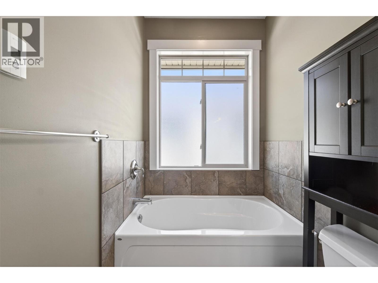 1291 23 Avenue Sw, Salmon Arm, British Columbia  V1E 0A9 - Photo 28 - 10384659