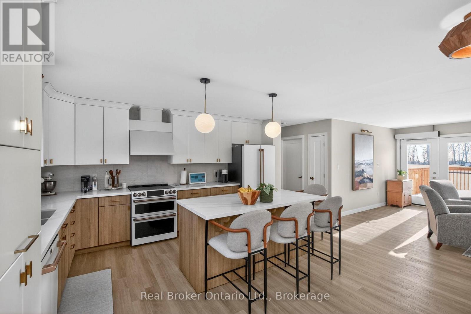 597 LAFONTAINE  ROAD W, Tiny, Ontario