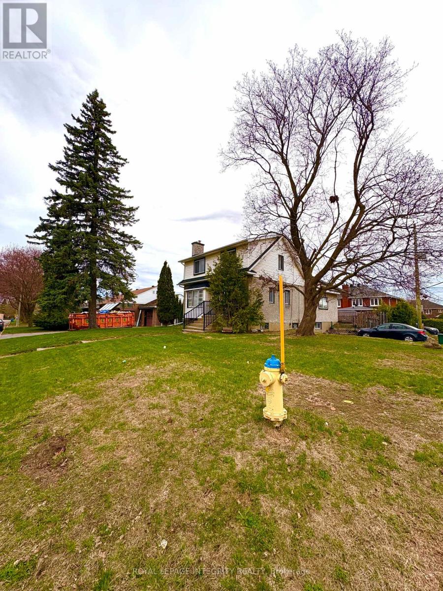 1085 Richard Avenue, Ottawa, Ontario  K1H 8C3 - Photo 4 - X12889182