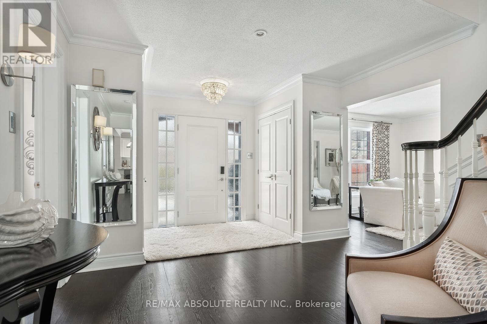 149 Lanigan Crescent, Ottawa, Ontario  K2S 1G9 - Photo 6 - X12924526