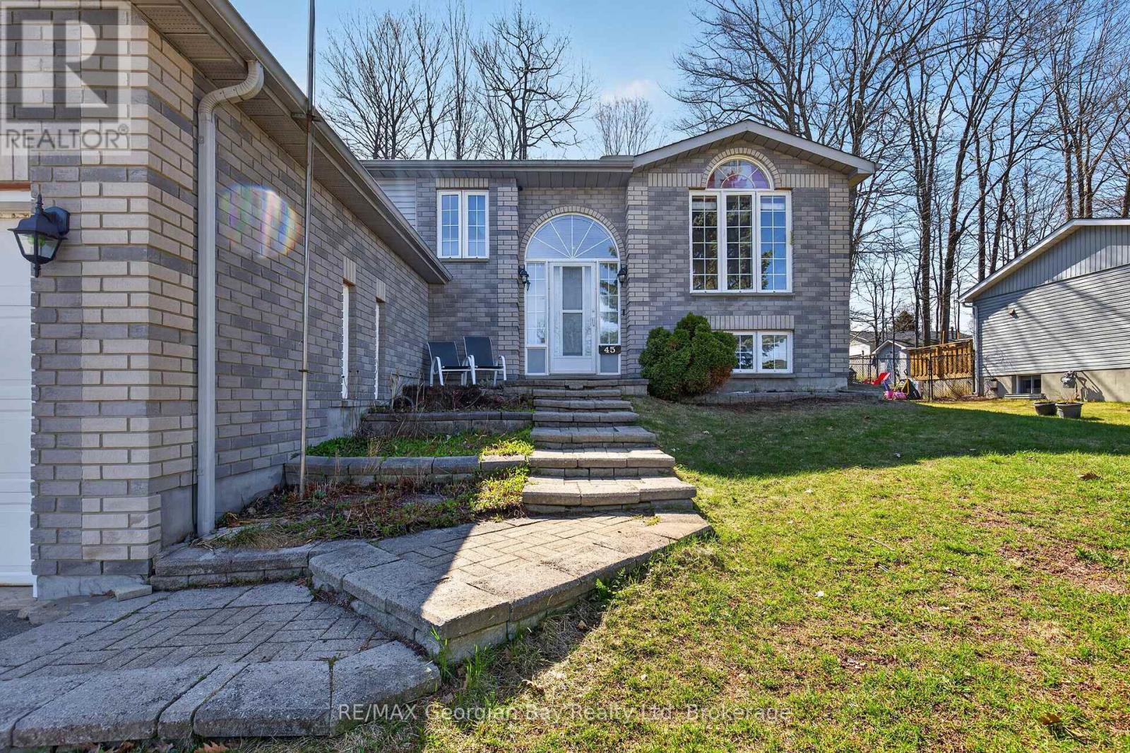 45 Mcdermitt Trail, Tay (Victoria Harbour), Ontario  L0K 2C0 - Photo 2 - S13054684