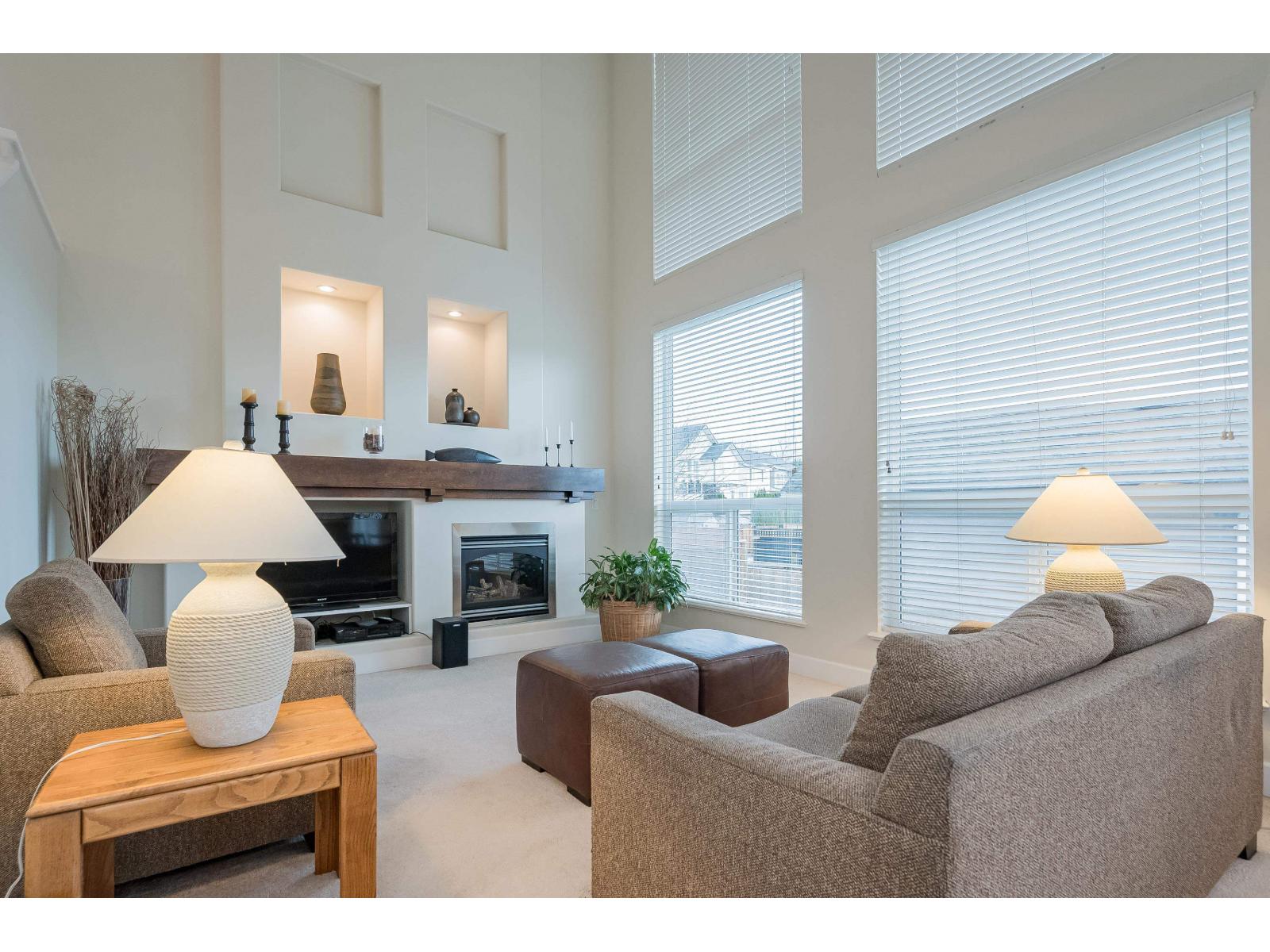 20484 67A AVENUE, Langley, British Columbia