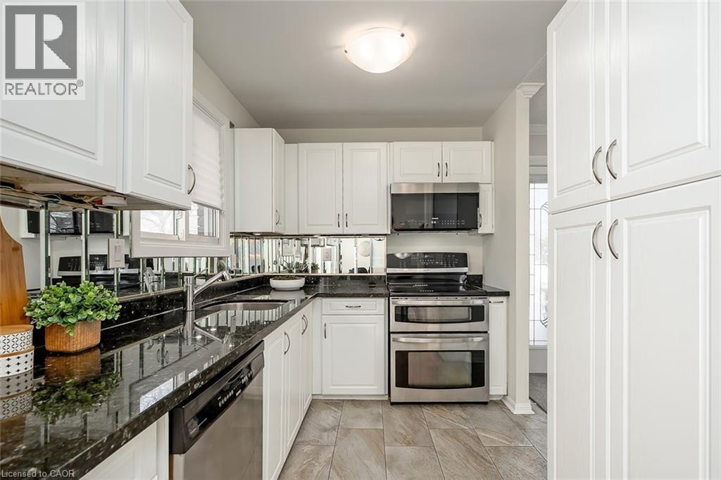 33 Gemini Drive, Hamilton, Ontario  L9C 6R5 - Photo 7 - 40804055