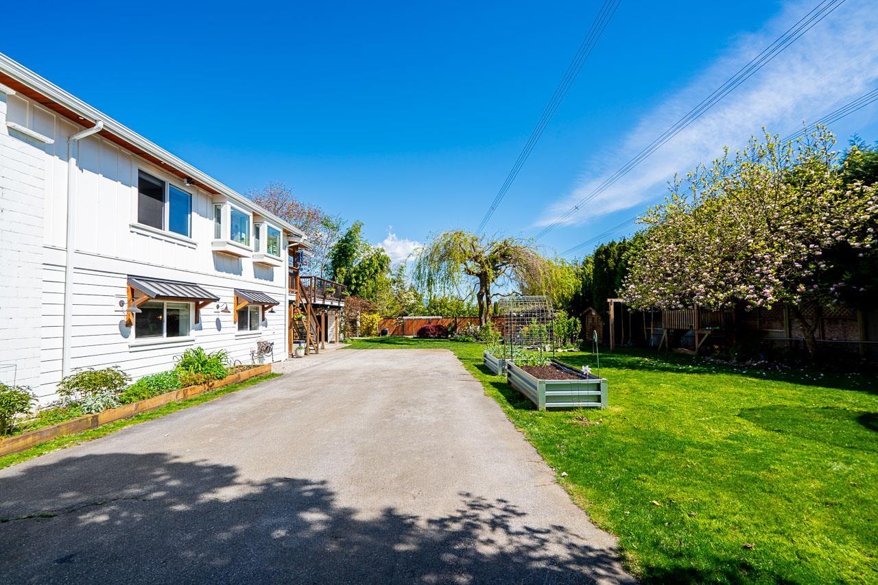 14205 Melrose Drive, Surrey, British Columbia  V3R 5R3 - Photo 39 - R3116117