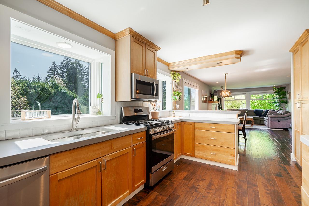 14205 Melrose Drive, Surrey, British Columbia  V3R 5R3 - Photo 10 - R3116117