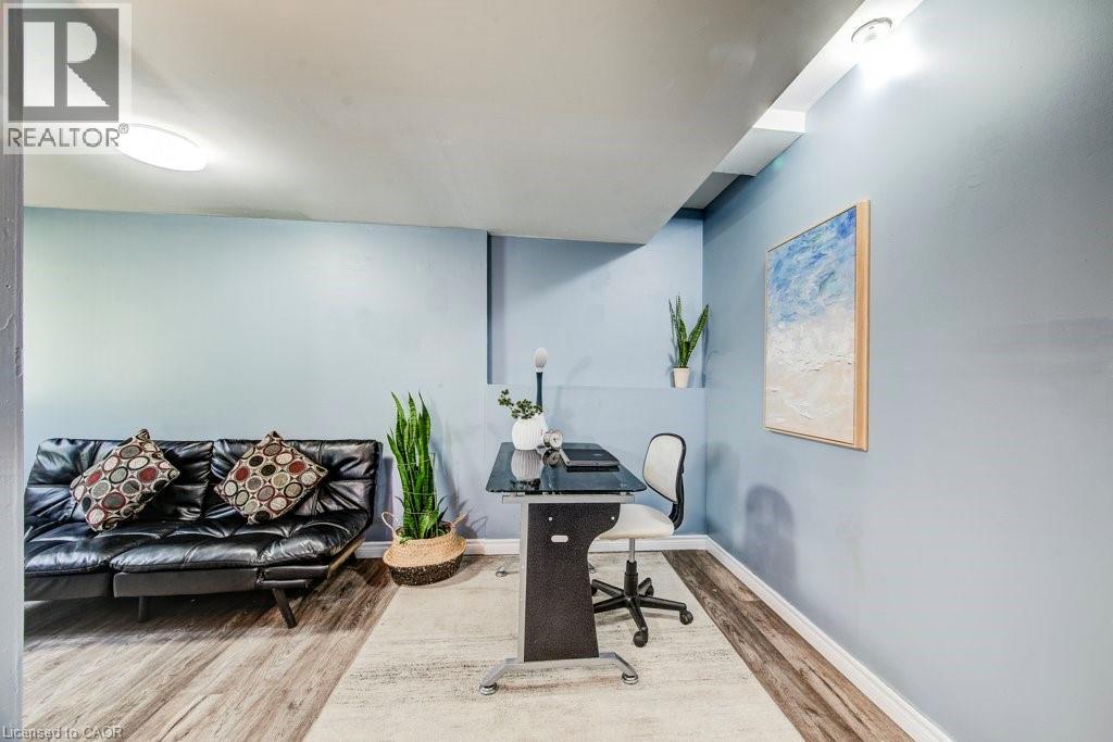 633 Grange Crescent, Waterloo, Ontario  N2T 2L9 - Photo 33 - 40818116