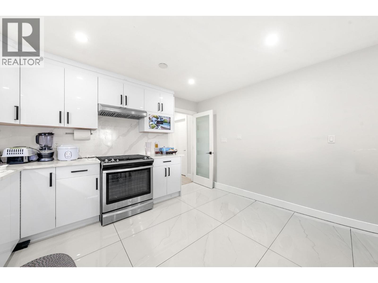 2506 E 45th Avenue, Vancouver, British Columbia  V5R 3B5 - Photo 18 - R3105304