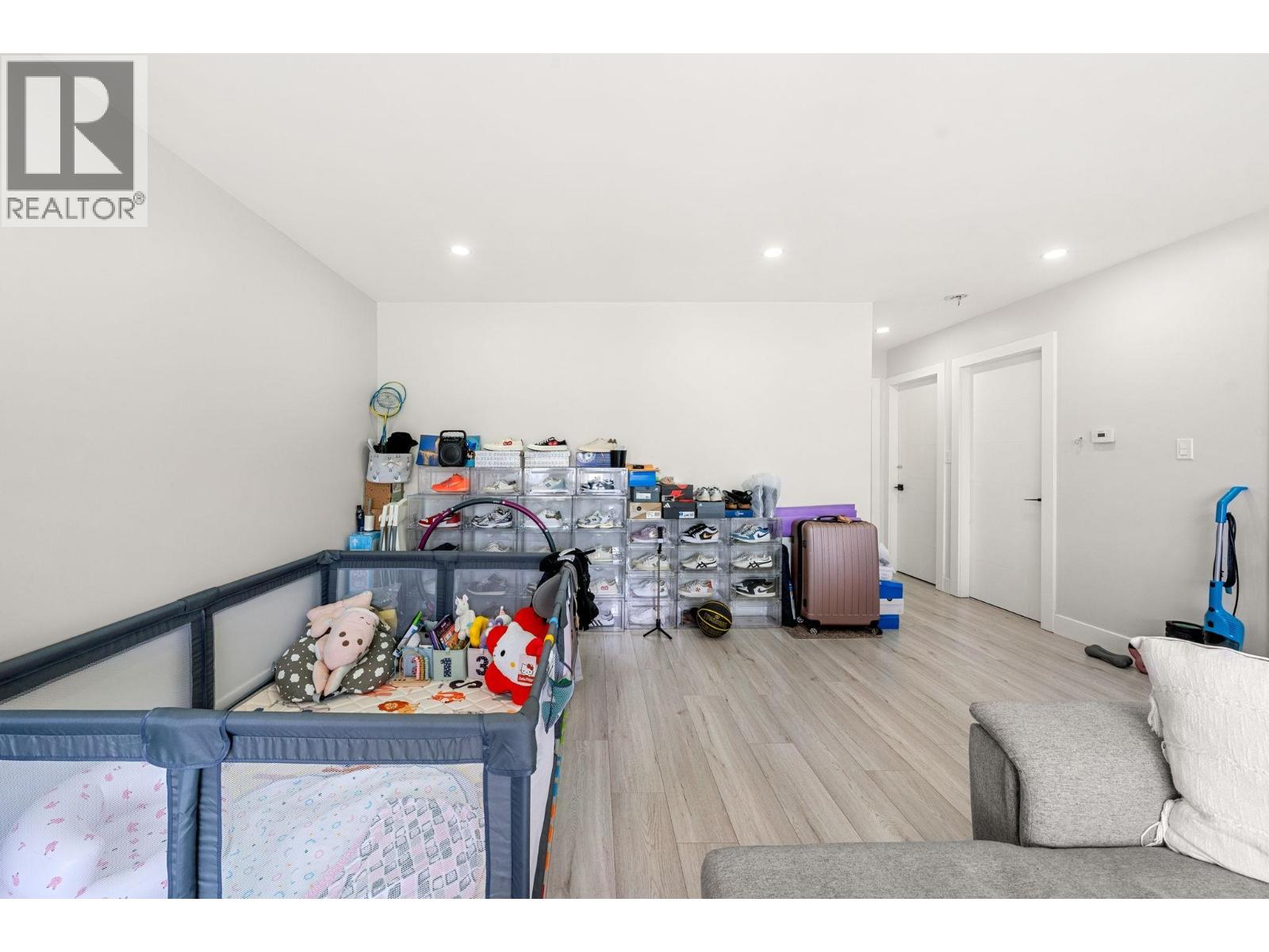 2506 E 45th Avenue, Vancouver, British Columbia  V5R 3B5 - Photo 10 - R3105304