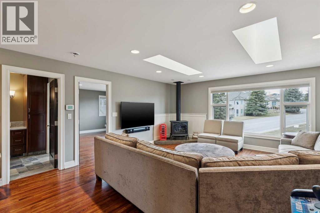 58 Scimitar View Nw, Calgary, Alberta  T3L 2B5 - Photo 32 - A2299910