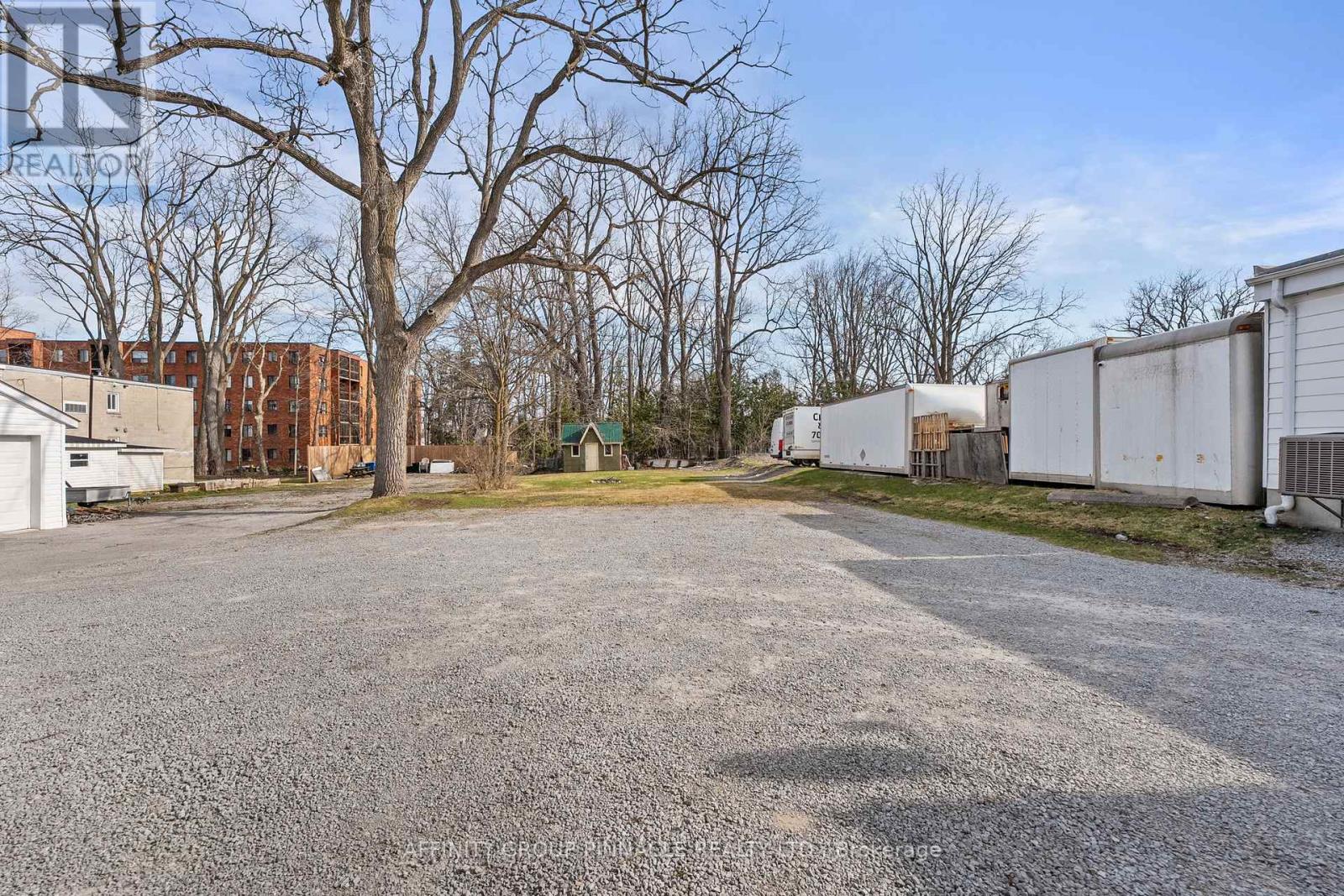 255 Kent Street W, Kawartha Lakes, Ontario  K9V 2Z4 - Photo 38 - X13054562