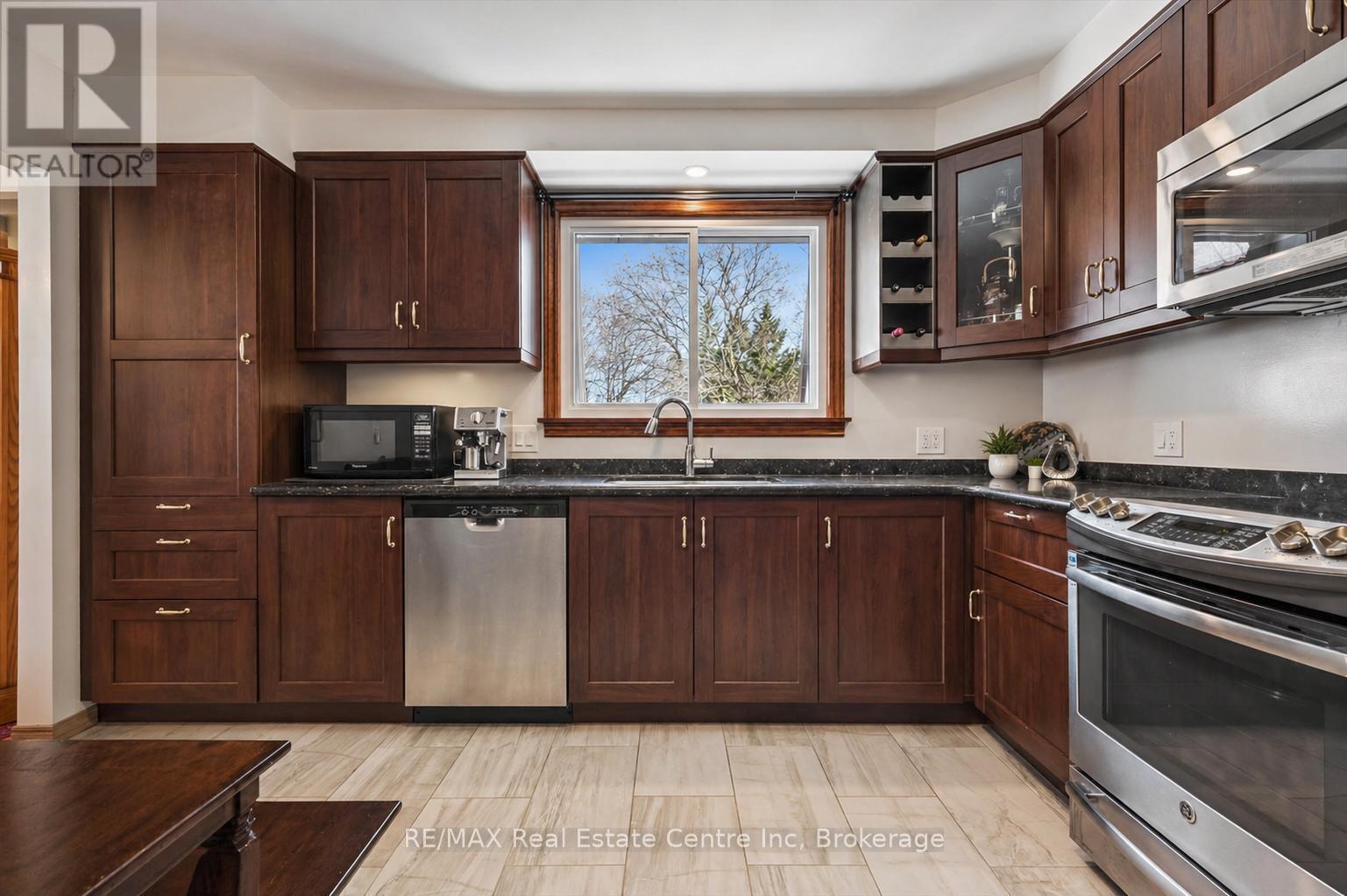 2 Hamilton Drive, Guelph/eramosa, Ontario  N1H 6J2 - Photo 8 - X13054680